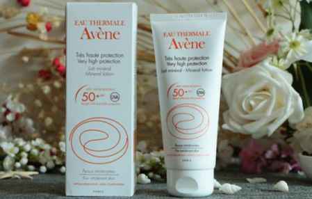 雅漾 源自法國的藥妝傳奇，防曬領域的溫和守護者
